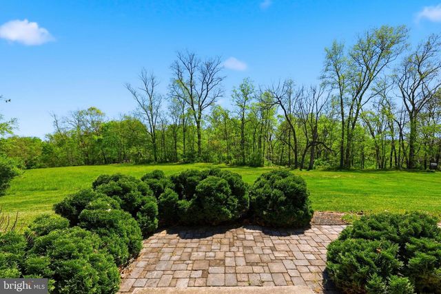 1539 HAROLD DR, Inwood, WV 25428