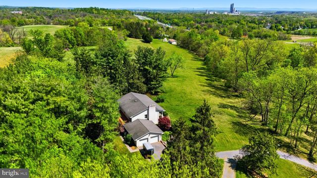 1539 HAROLD DR, Inwood, WV 25428