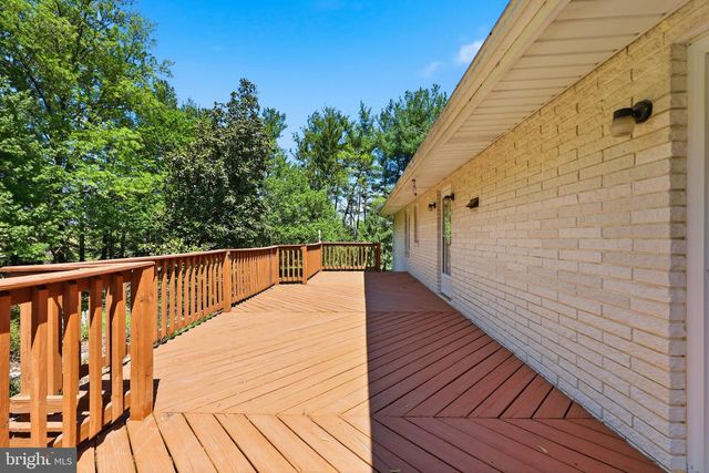1539 HAROLD DR, Inwood, WV 25428