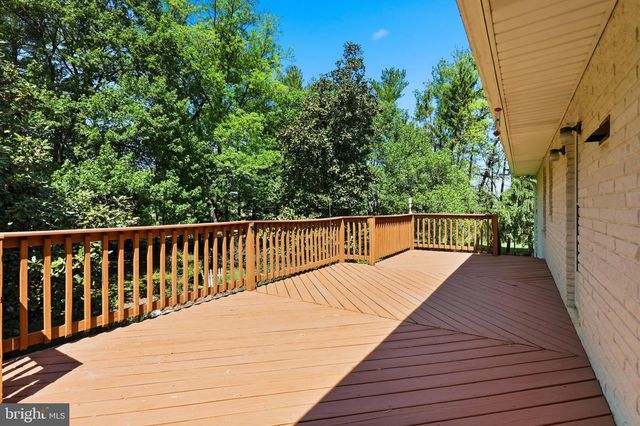 1539 HAROLD DR, Inwood, WV 25428
