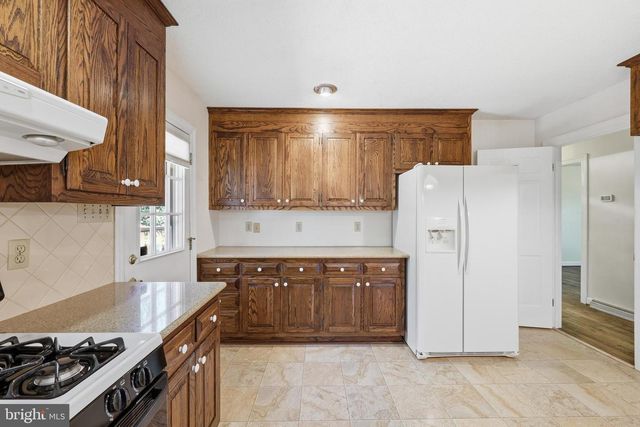 1539 HAROLD DR, Inwood, WV 25428