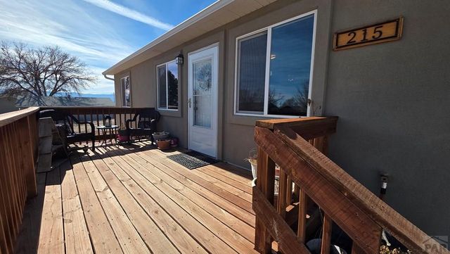 215 Sherrill Dr, Penrose, CO 81240