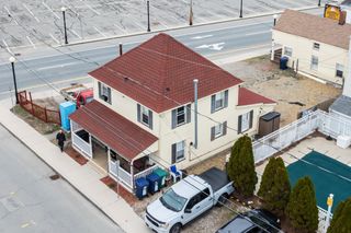 26 B Street, Hampton, NH 03842