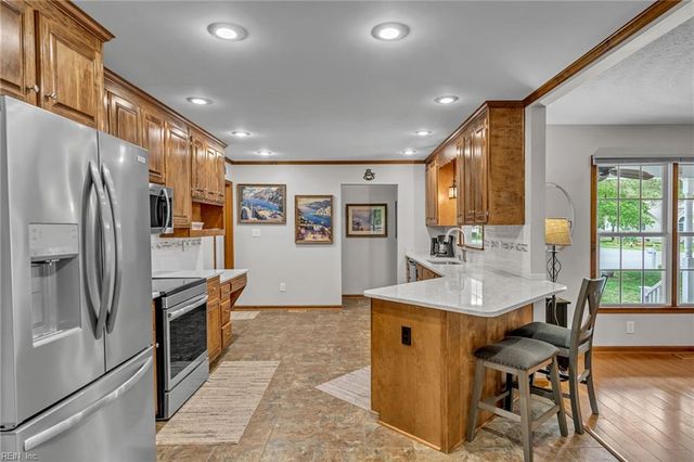 301 Sommerville WAY, Seaford, VA 23696