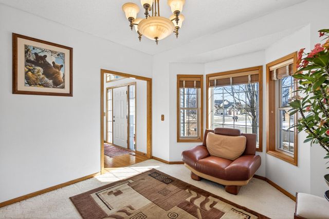 9727 Linden Avenue N, Brooklyn Park, MN 55443
