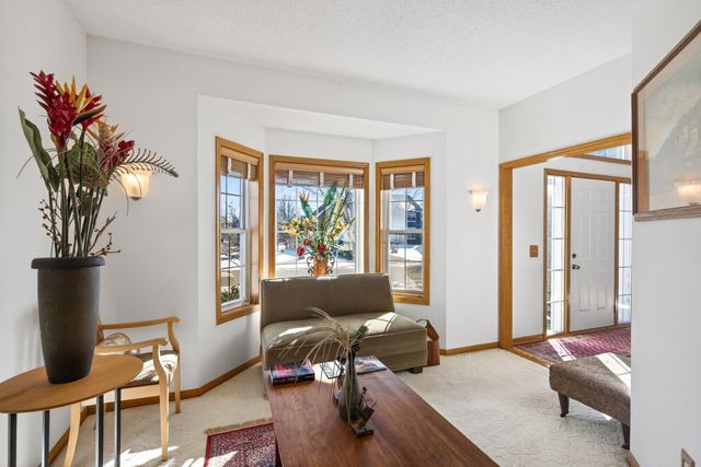 9727 Linden Avenue N, Brooklyn Park, MN 55443