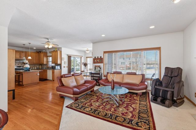 9727 Linden Avenue N, Brooklyn Park, MN 55443