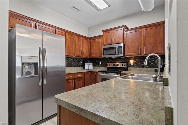 1509 Broad Water ARCH, Carrollton, VA 23314