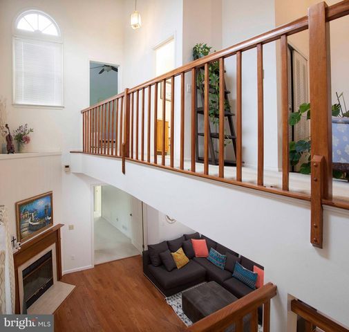 1132 CHANTICLEER, Cherry Hill, NJ 08003