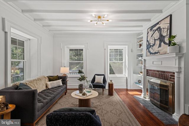 6923 BOYER ST, Philadelphia, PA 19119