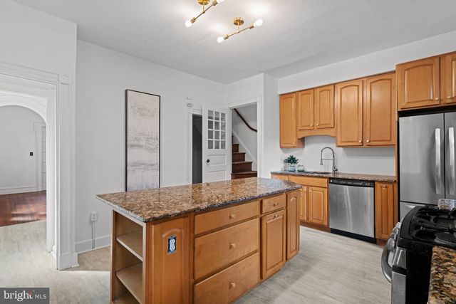 6923 BOYER ST, Philadelphia, PA 19119