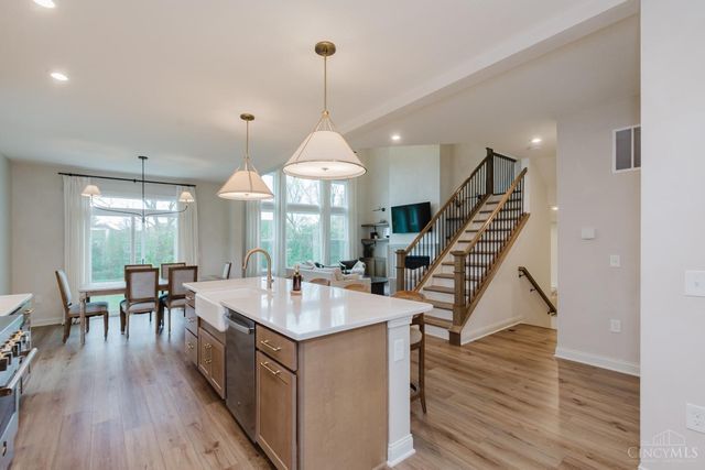 728 Harvest Lane, Washington Twp, OH 45458