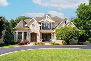 920 Raleigh Road, Glenview, IL 60025