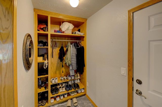 3129 HONEY CREEK COURT, Oshkosh, WI 54904