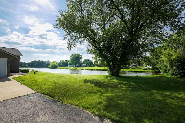 3129 HONEY CREEK COURT, Oshkosh, WI 54904