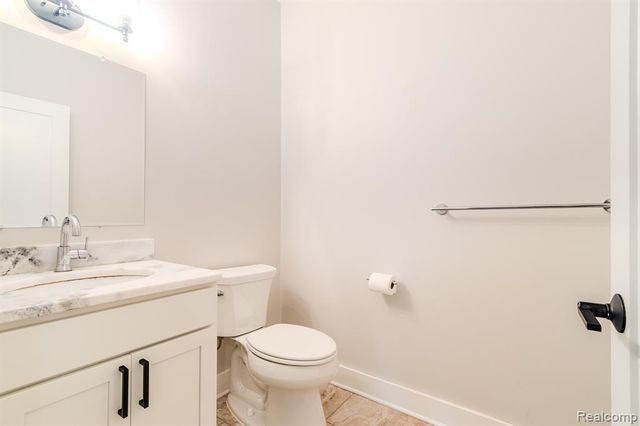 123 Mason Court 2, Royal Oak, MI 48067