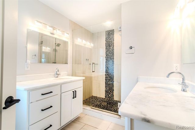 123 Mason Court 2, Royal Oak, MI 48067
