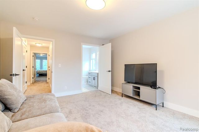 123 Mason Court 2, Royal Oak, MI 48067