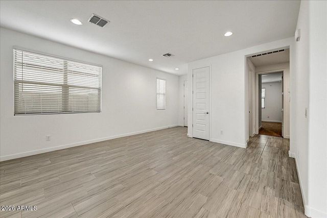 1642 W MONTE Way, Phoenix, AZ 85041