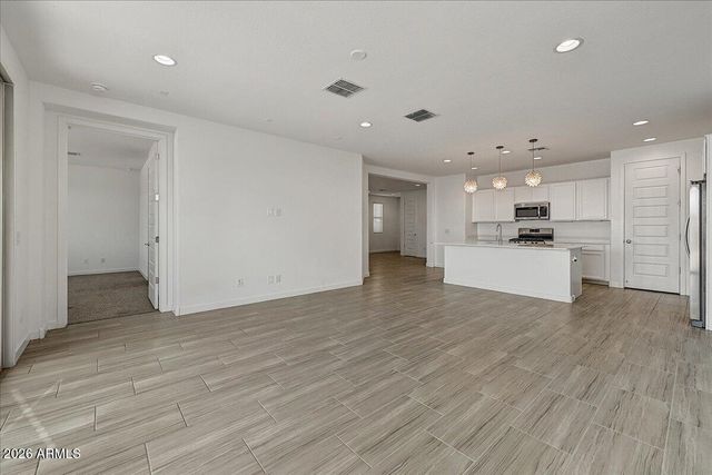 1642 W MONTE Way, Phoenix, AZ 85041