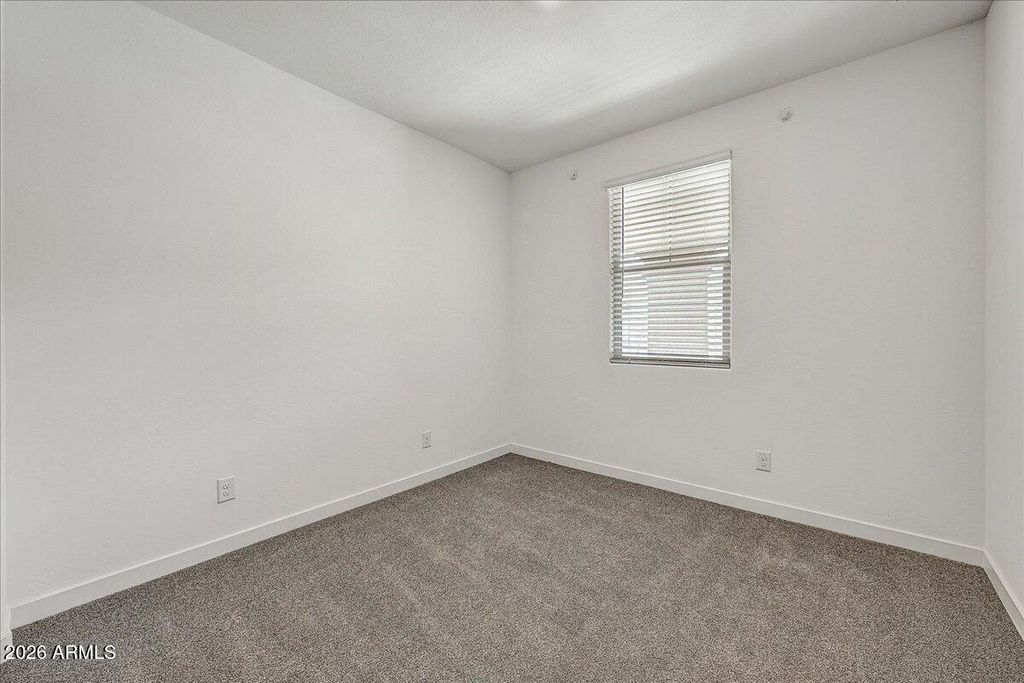 Image 17 of property listing at 1642 W MONTE Way, Phoenix, AZ 85041