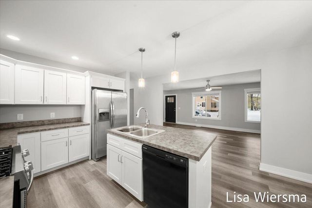 352 Mason Avenue, Muskegon, MI 49441