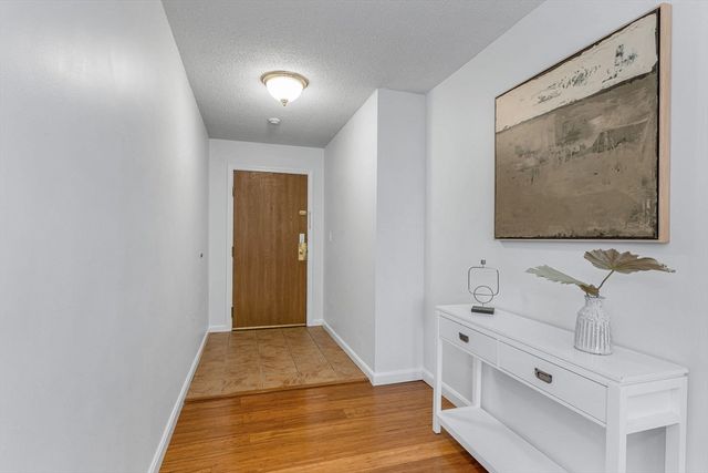 1 Prescott St 206, Boston, MA 02128