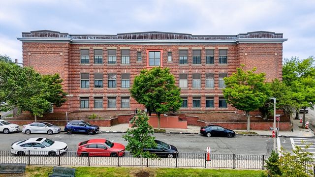 1 Prescott St 206, Boston, MA 02128