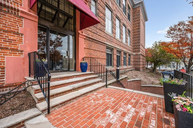 1 Prescott St 206, Boston, MA 02128