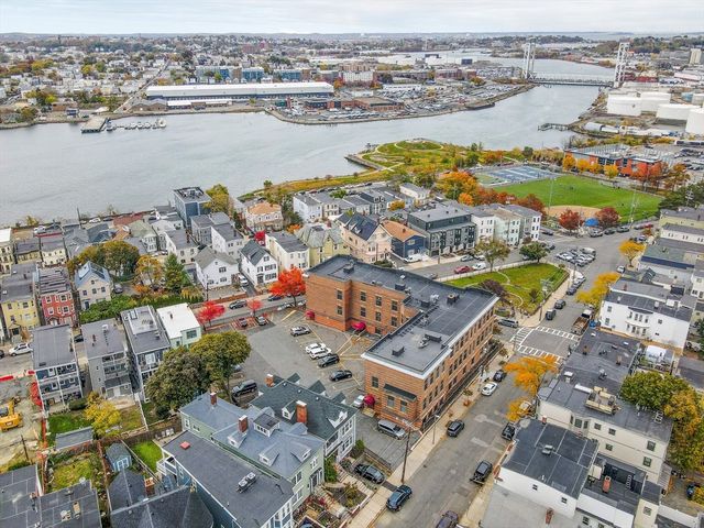 1 Prescott St 206, Boston, MA 02128