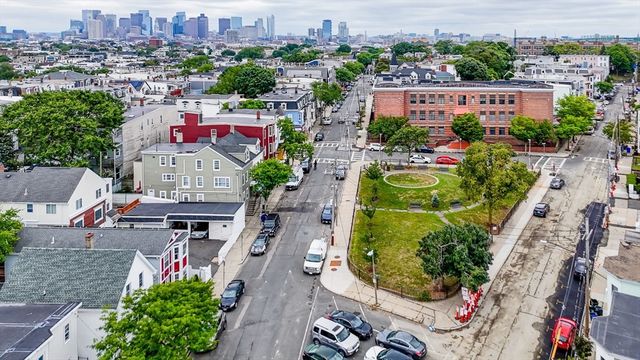 1 Prescott St 206, Boston, MA 02128