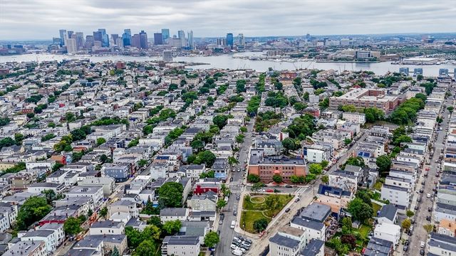 1 Prescott St 206, Boston, MA 02128