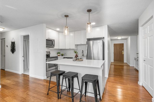1 Prescott St 206, Boston, MA 02128