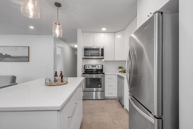 1 Prescott St 206, Boston, MA 02128