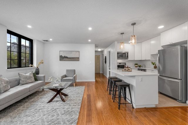 1 Prescott St 206, Boston, MA 02128
