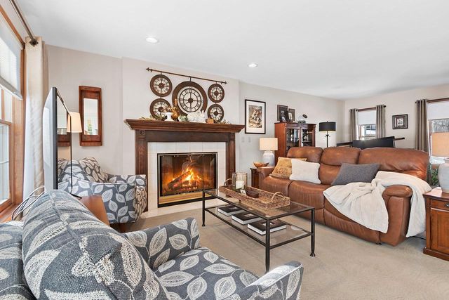 2626 SHORE RIDGE COURT, Green Bay, WI 54311