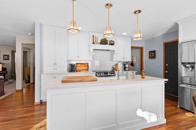 2626 SHORE RIDGE COURT, Green Bay, WI 54311