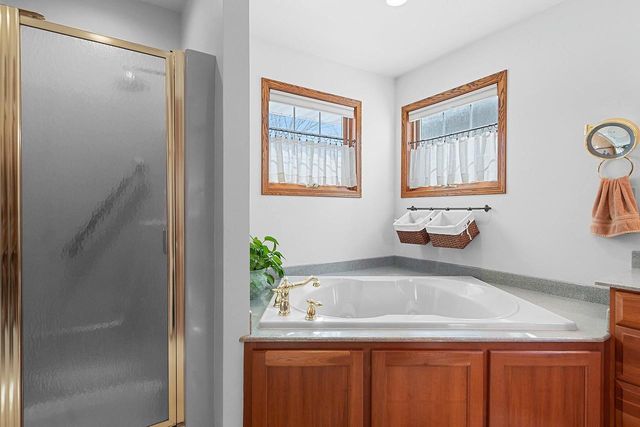 2626 SHORE RIDGE COURT, Green Bay, WI 54311