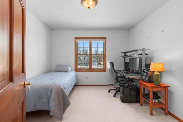 2626 SHORE RIDGE COURT, Green Bay, WI 54311