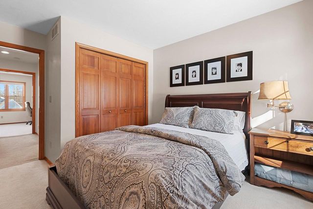 2626 SHORE RIDGE COURT, Green Bay, WI 54311