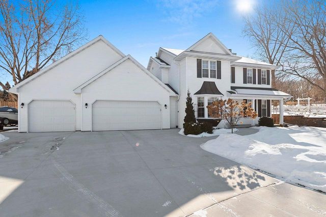 2626 SHORE RIDGE COURT, Green Bay, WI 54311