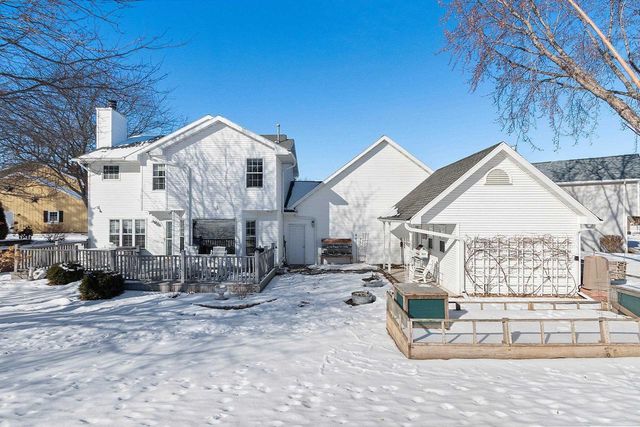 2626 SHORE RIDGE COURT, Green Bay, WI 54311