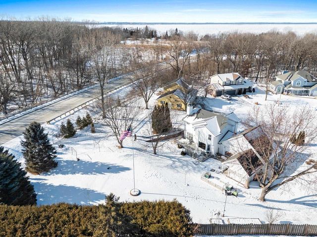 2626 SHORE RIDGE COURT, Green Bay, WI 54311