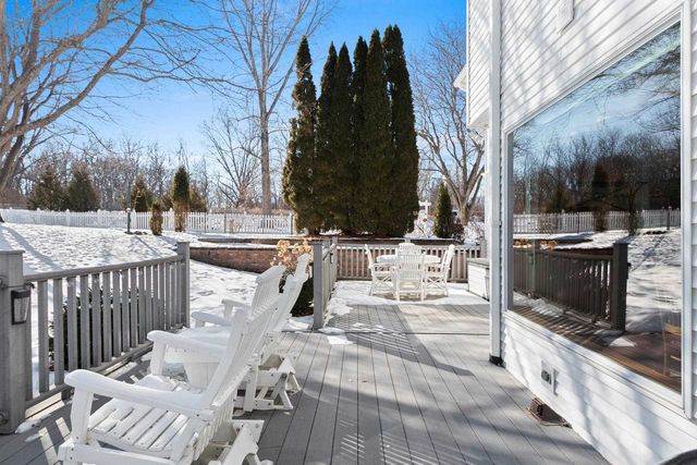 2626 SHORE RIDGE COURT, Green Bay, WI 54311