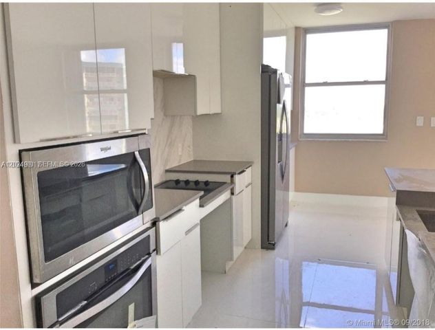 4200 Hillcrest Dr 820, Hollywood, FL 33021