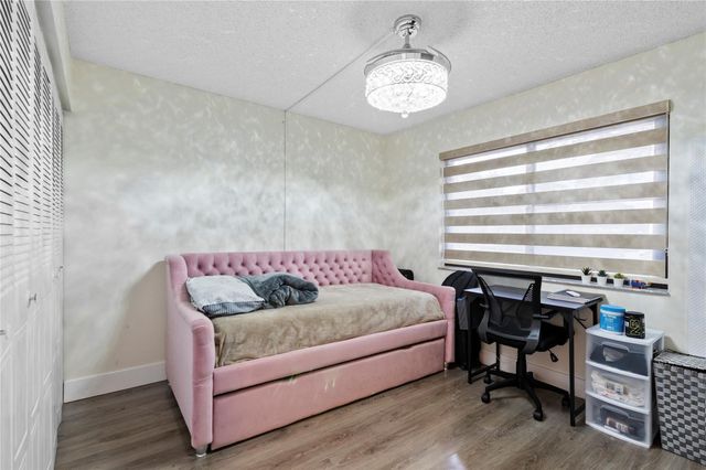 9300 SW 8th Street 102, Boca Raton, FL 33428