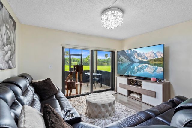 9300 SW 8th Street 102, Boca Raton, FL 33428