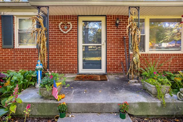 3711 E 57th Street, Indianapolis, IN 46220