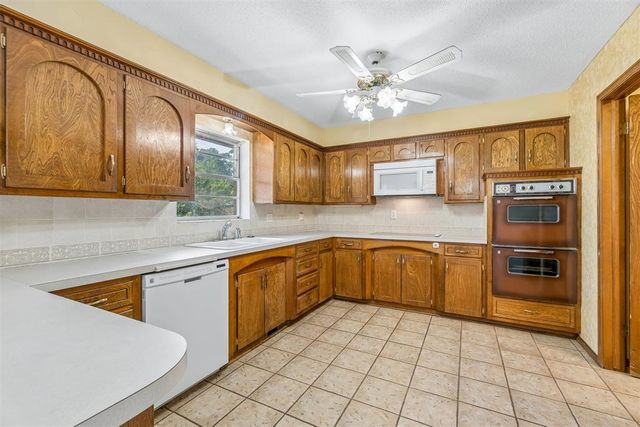 8328 NW 25th Street, Bethany, OK 73008