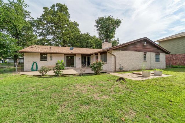 8328 NW 25th Street, Bethany, OK 73008